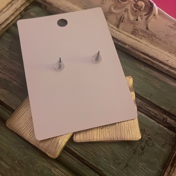NWOT Abstract Face Earrings - Picture 2 of 3
